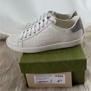 Gucci White and Gray Sneakers